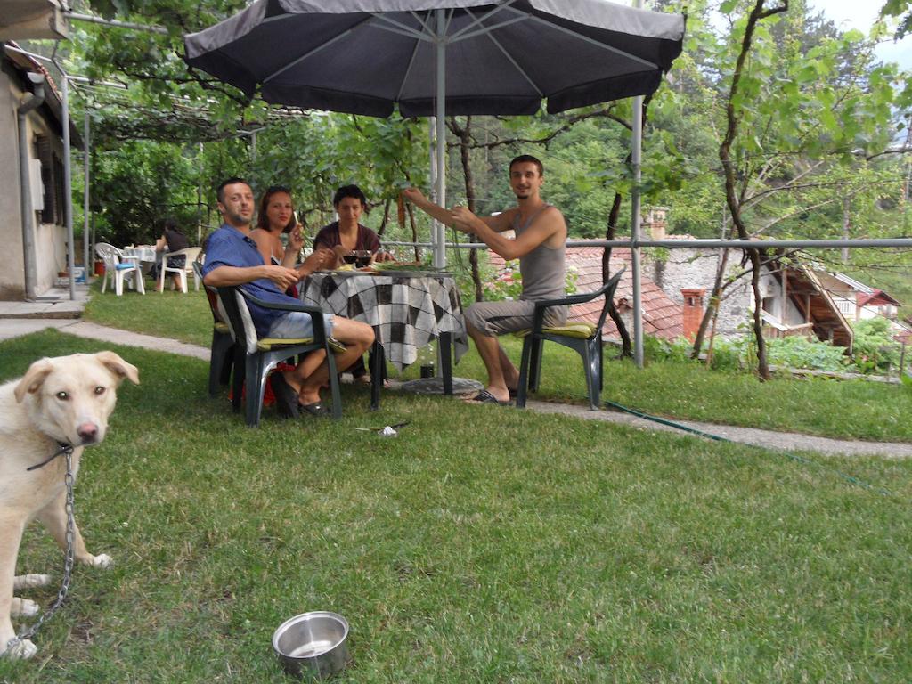 Guest House Конич Екстериор снимка