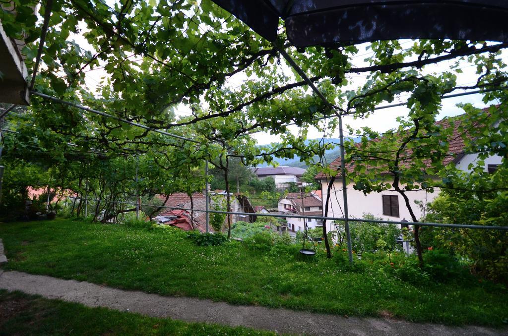 Guest House Конич Екстериор снимка