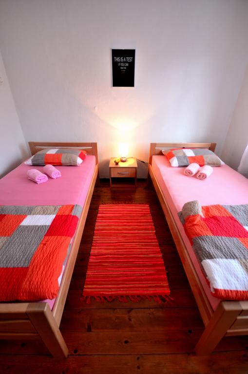 Guest House Конич Екстериор снимка