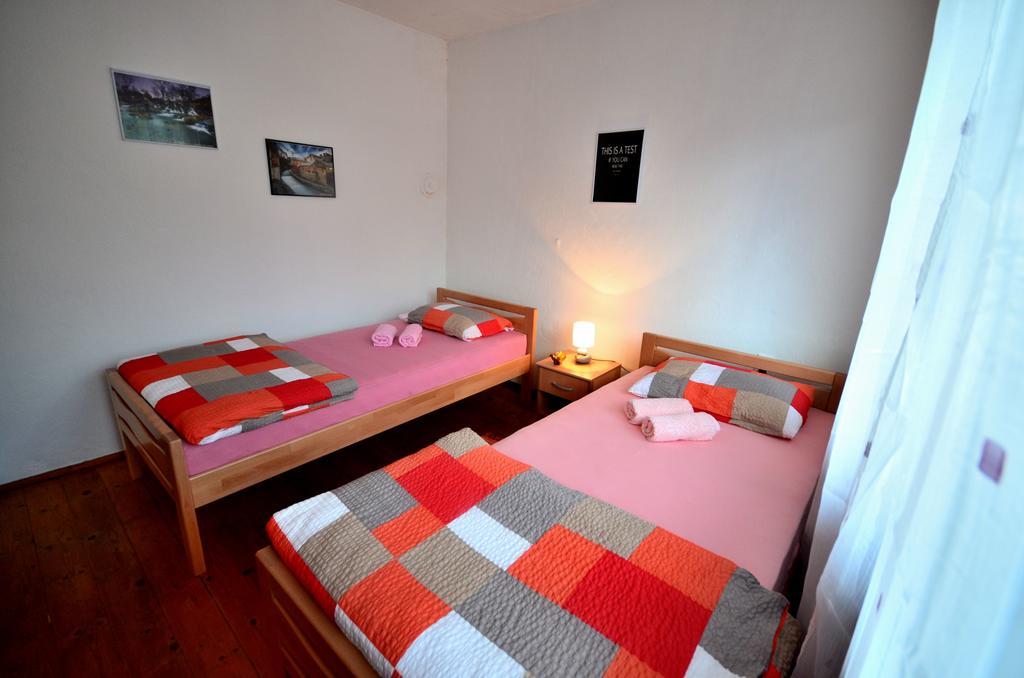 Guest House Конич Екстериор снимка